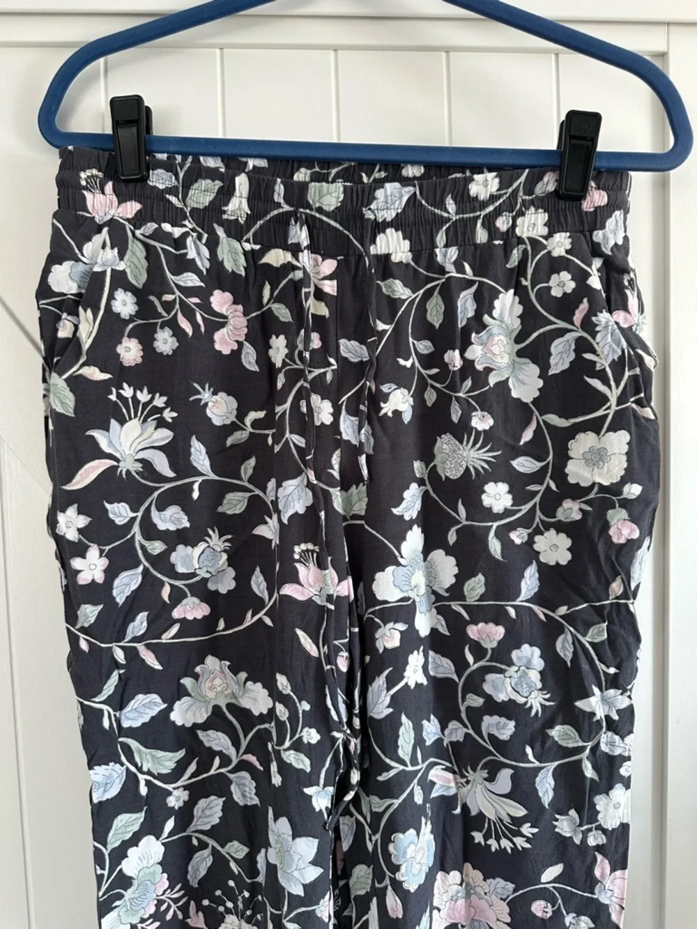 LOFT Floral Wide Leg Pants Dark Gray Boho Pull On Viscose Lightweight Small - Picture 3 of 4